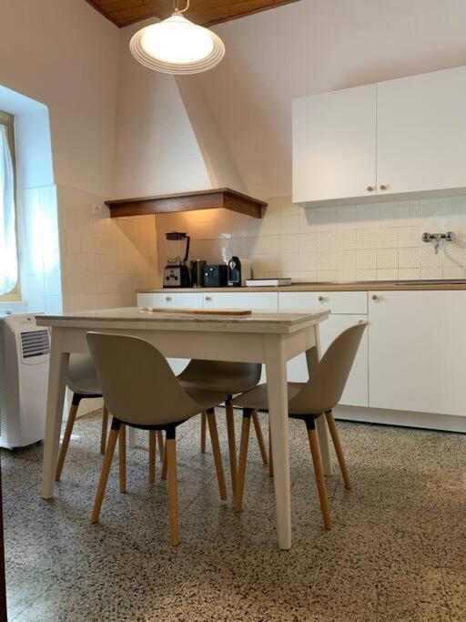 Historic Downtown Home By The Sea With King Bed Monterosso al Mare Eksteriør bilde