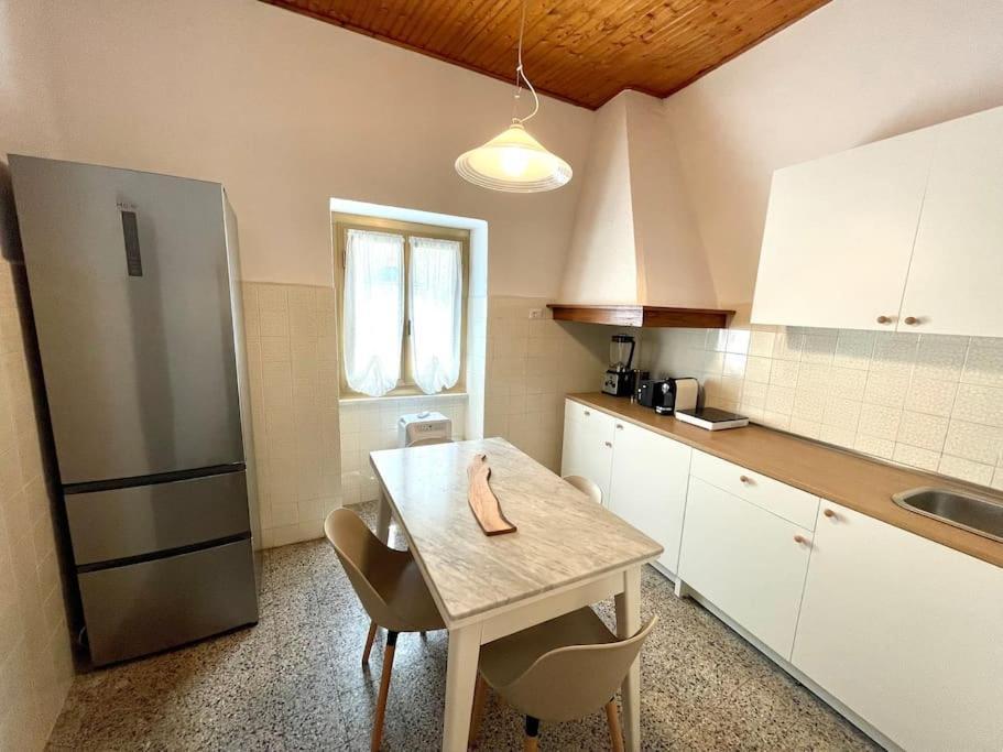 Historic Downtown Home By The Sea With King Bed Monterosso al Mare Eksteriør bilde